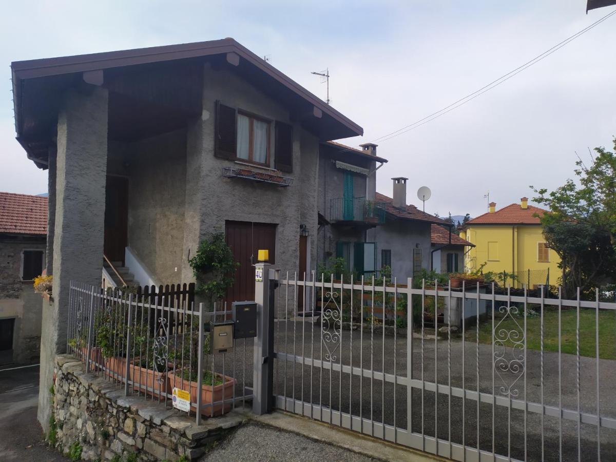 Appartamento Gianna Porto Valtravaglia Exteriér fotografie