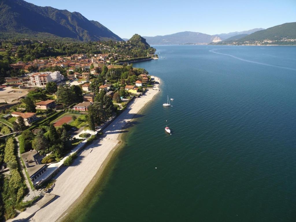 Appartamento Gianna Porto Valtravaglia Exteriér fotografie
