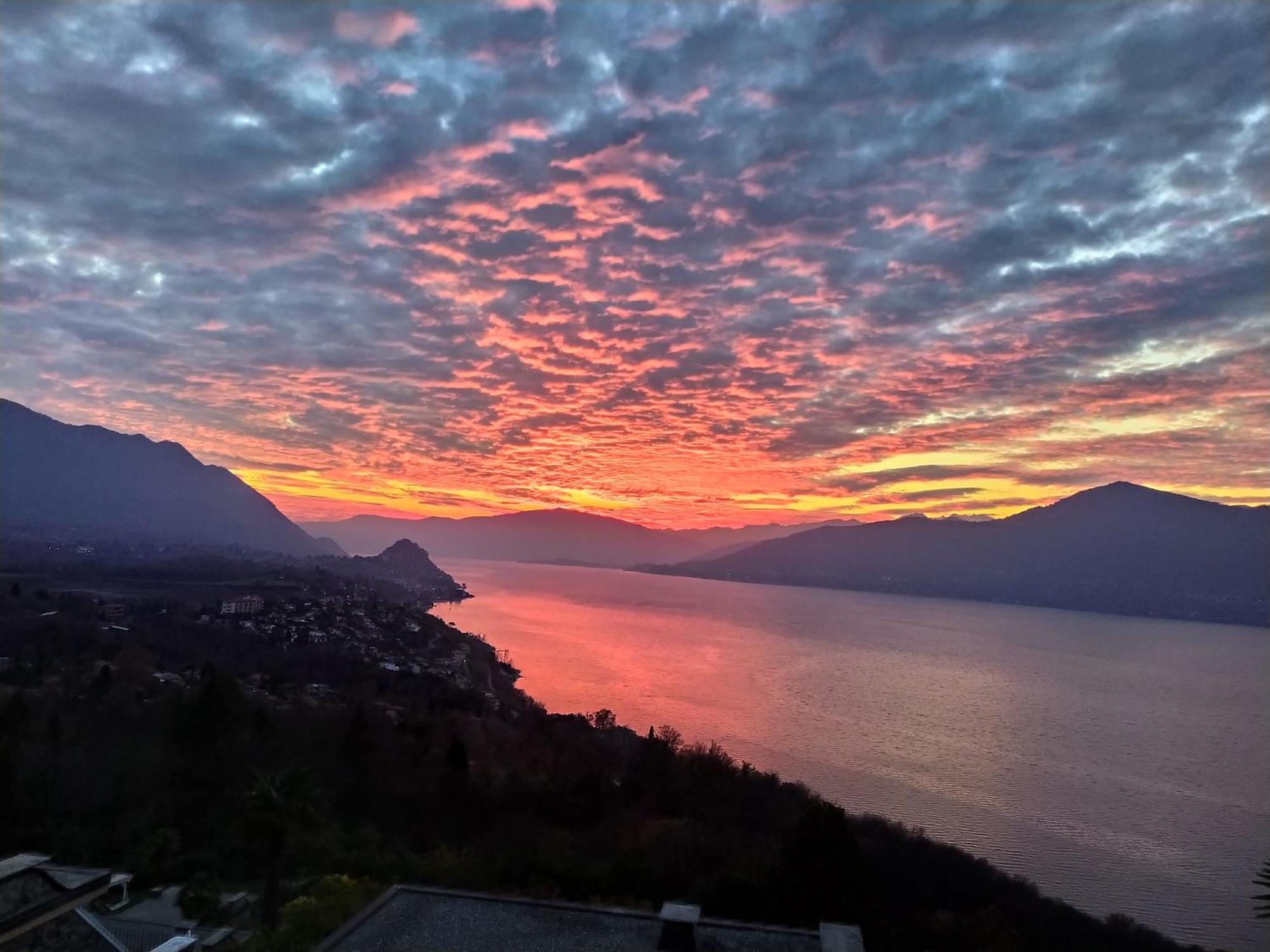 Appartamento Gianna Porto Valtravaglia Exteriér fotografie